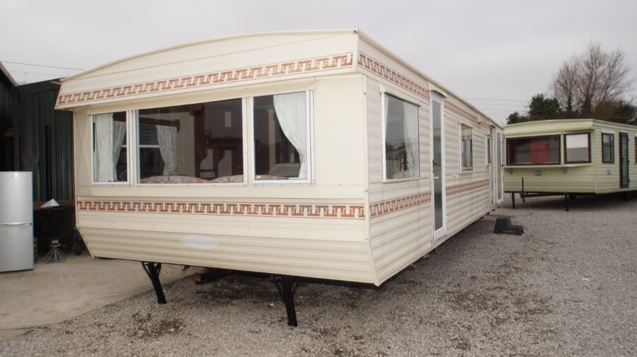 Delta Kensington 398