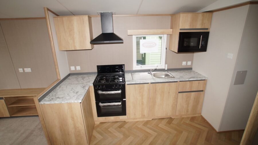 Carnaby Lifestyle 473 - Image 7