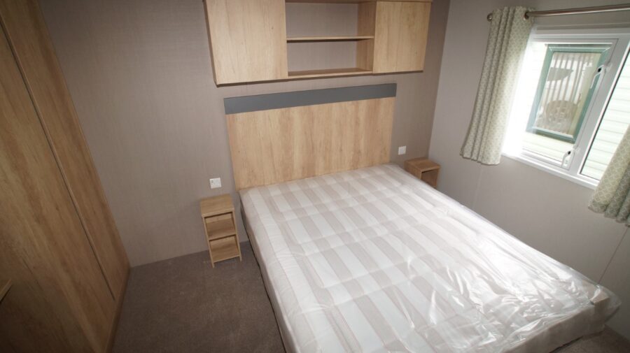 Carnaby Lifestyle 473 - Image 8