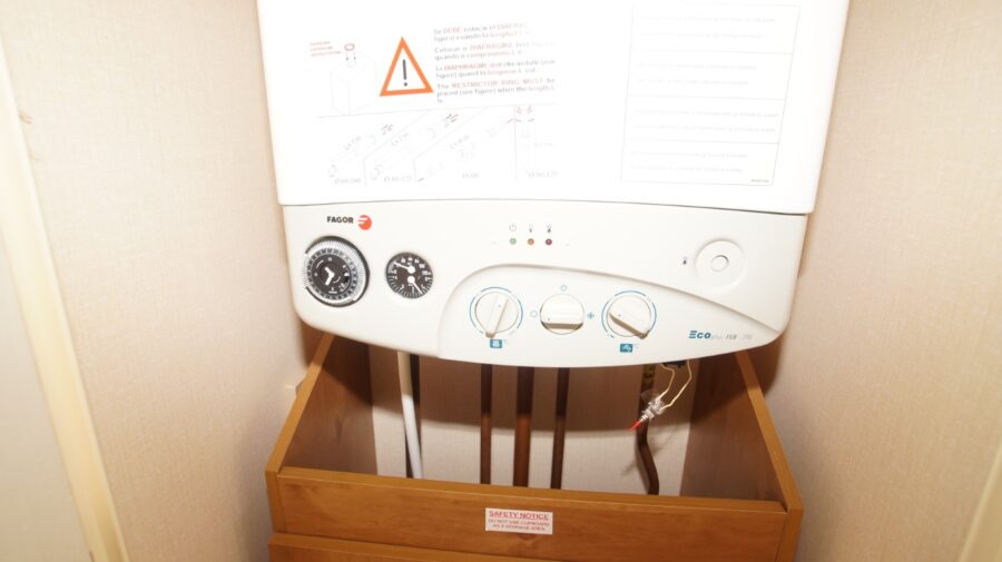 Cosalt Climate 225 - Image 10
