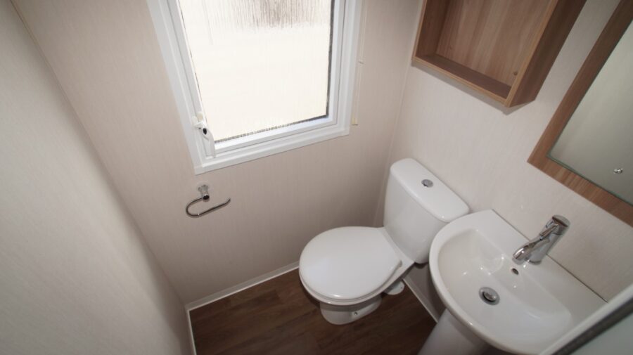 Swift Bordeaux 536 - Image 8
