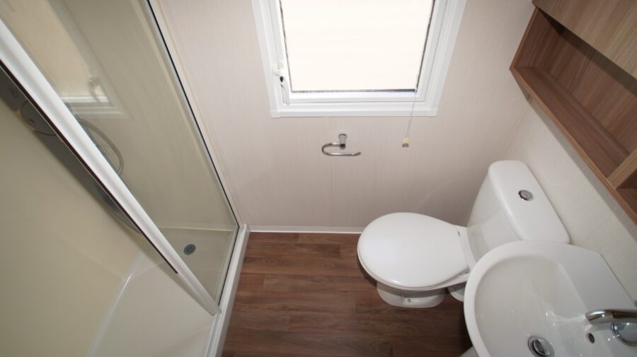 Swift Bordeaux 536 - Image 10