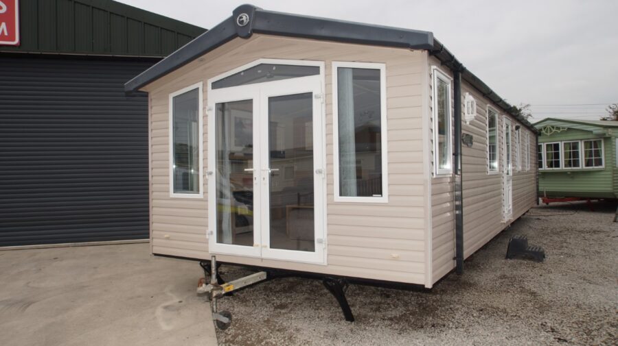 Swift Bordeaux 561