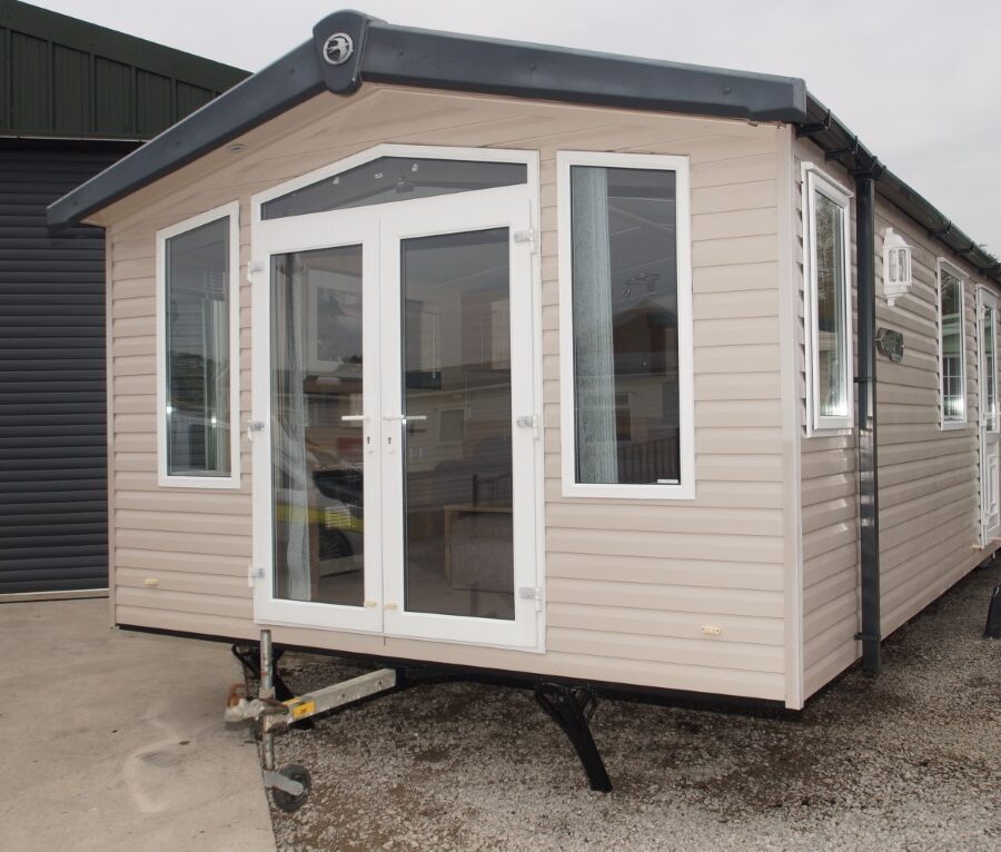 Swift Bordeaux 561