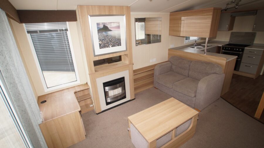 Swift Bordeaux 561 - Image 3