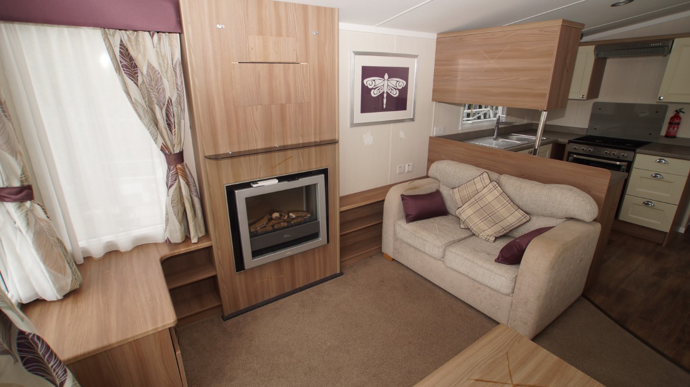 Swift Bordeaux Exclusive 647 - Image 5