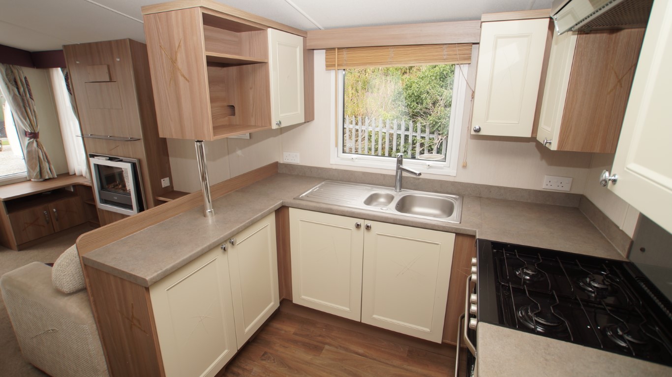 Swift Bordeaux Exclusive 647 - Image 8