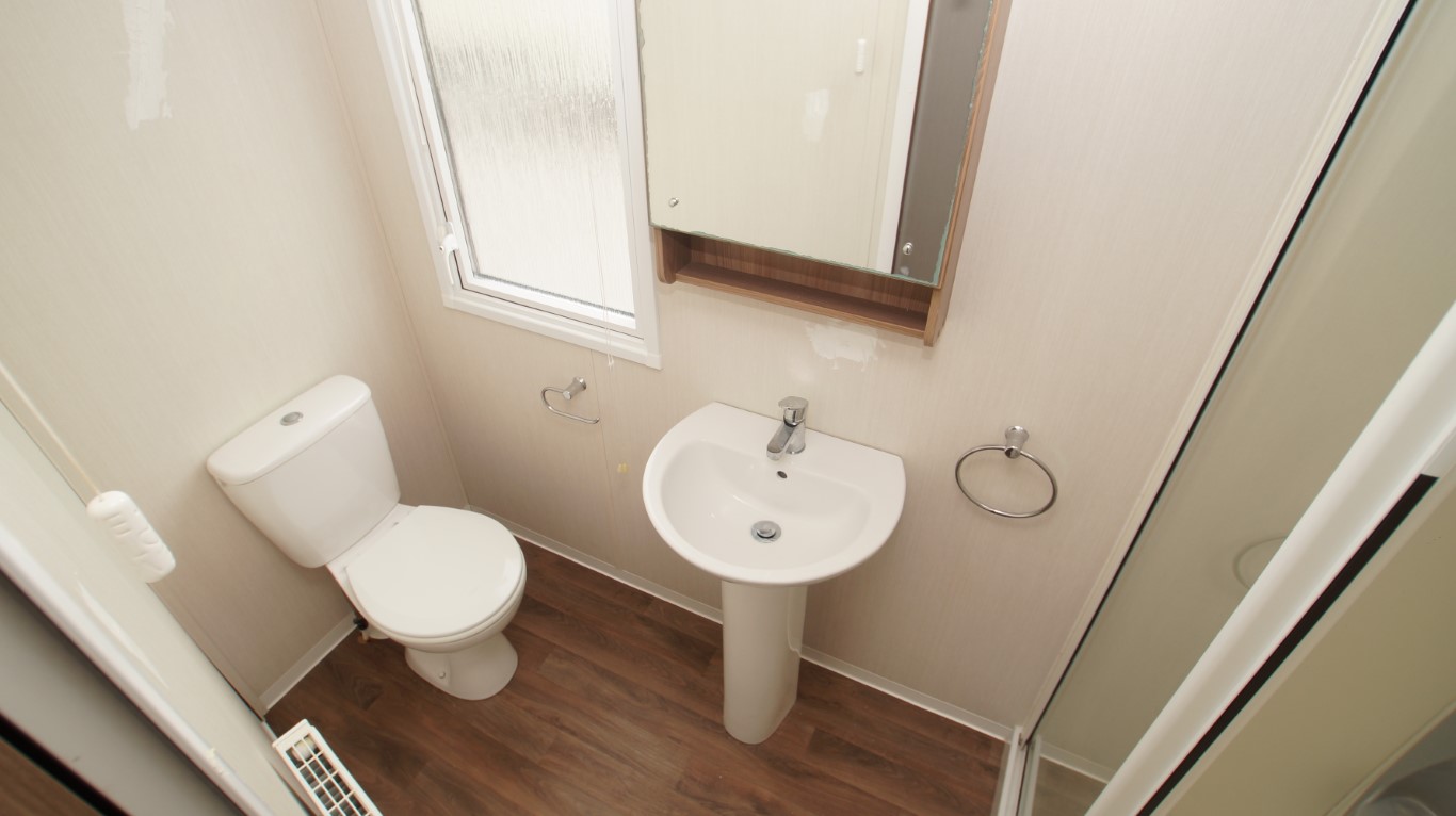 Swift Bordeaux Exclusive 647 - Image 15
