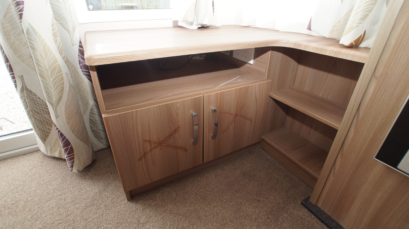 Swift Bordeaux Exclusive 647 - Image 20