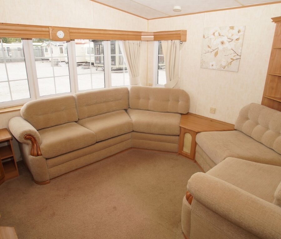 Alternative view of Willerby Granada 655