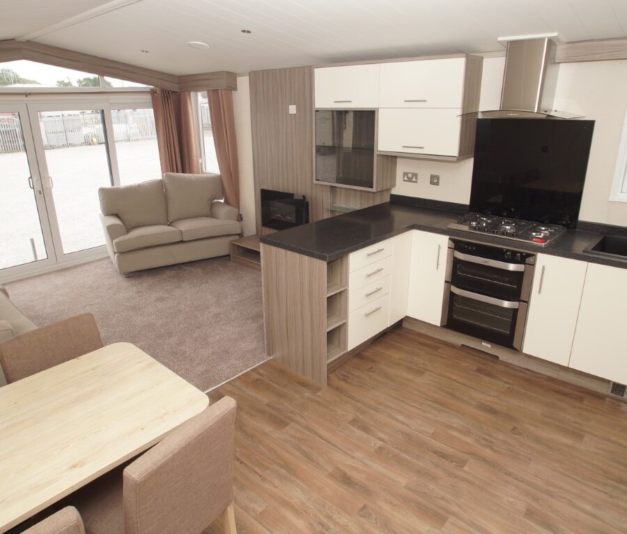 Alternative view of Swift Champagne Lodge 634 -Resi Spec