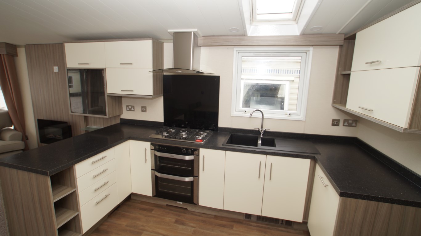 Swift Champagne Lodge 634 -Resi Spec - Image 6