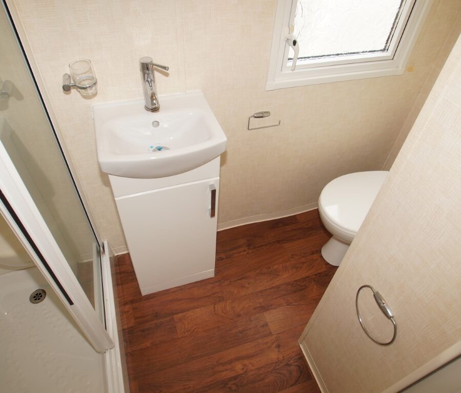 Swift Serenity 585 - Image 7